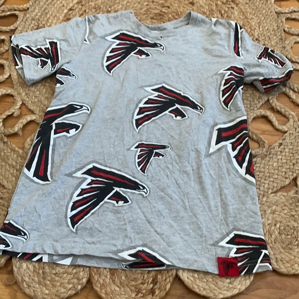 NFL Team Apparel Atlanta Falcons Gray All Over Print T Shirt Boys Youth XL 18-20